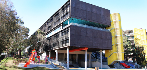 Meadowbank Public School logo