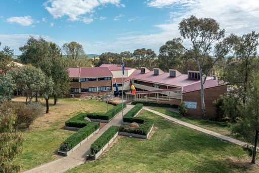 Murrumburrah High School logo