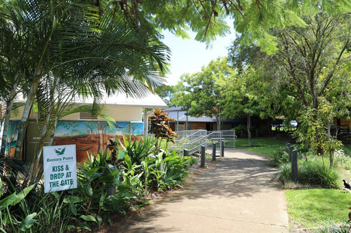 Banora Point Public School logo