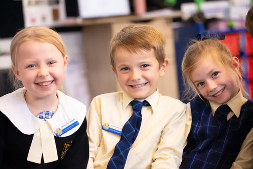 Sacred Heart Primary School logo